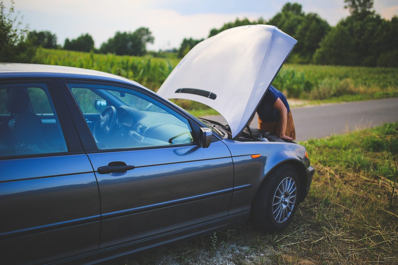 open hood broken down car won't start mechanic, transmission repair lake tahoe